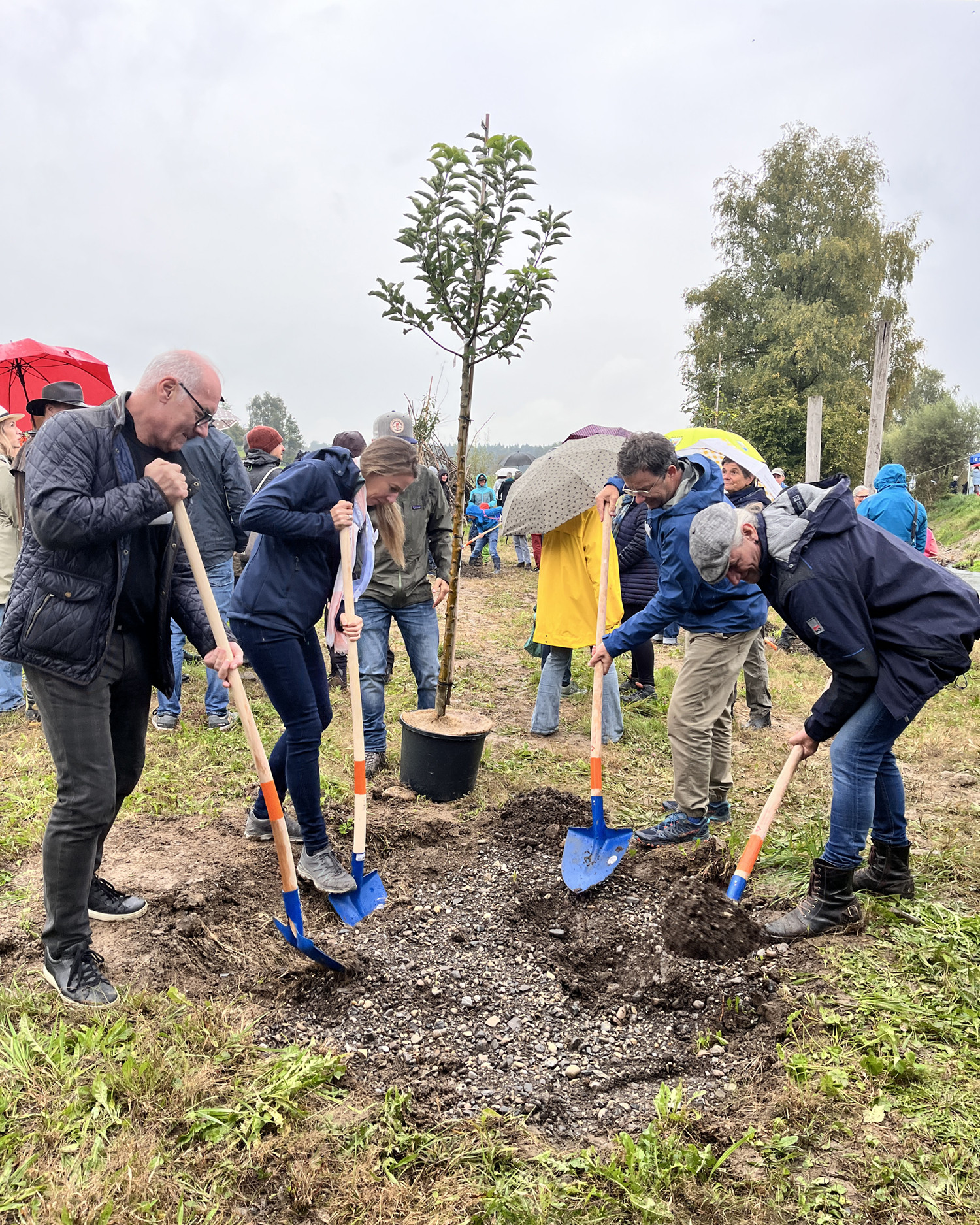 Vor Ort für ökologische Vielfalt sensibilisieren.