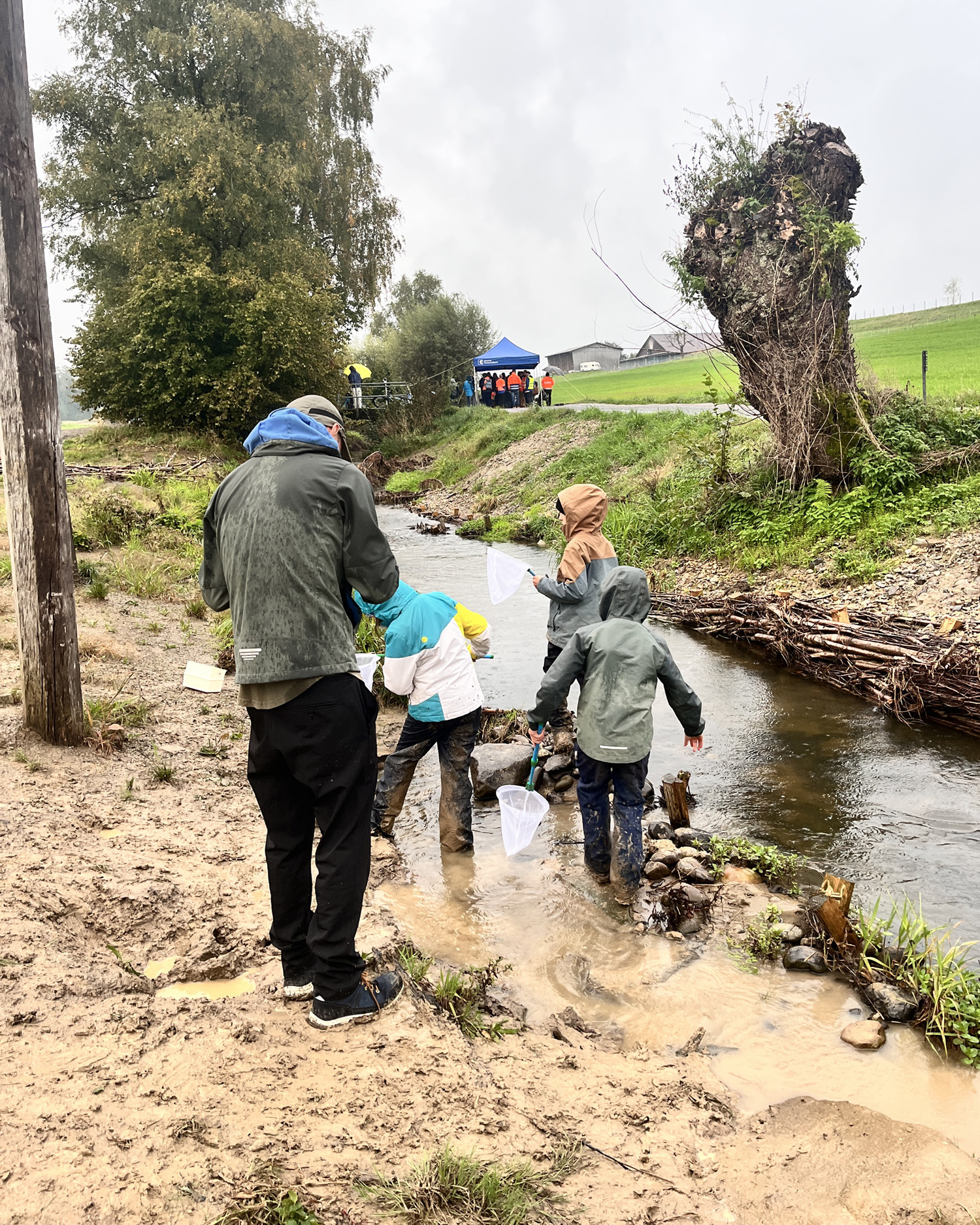 Vor Ort für ökologische Vielfalt sensibilisieren.