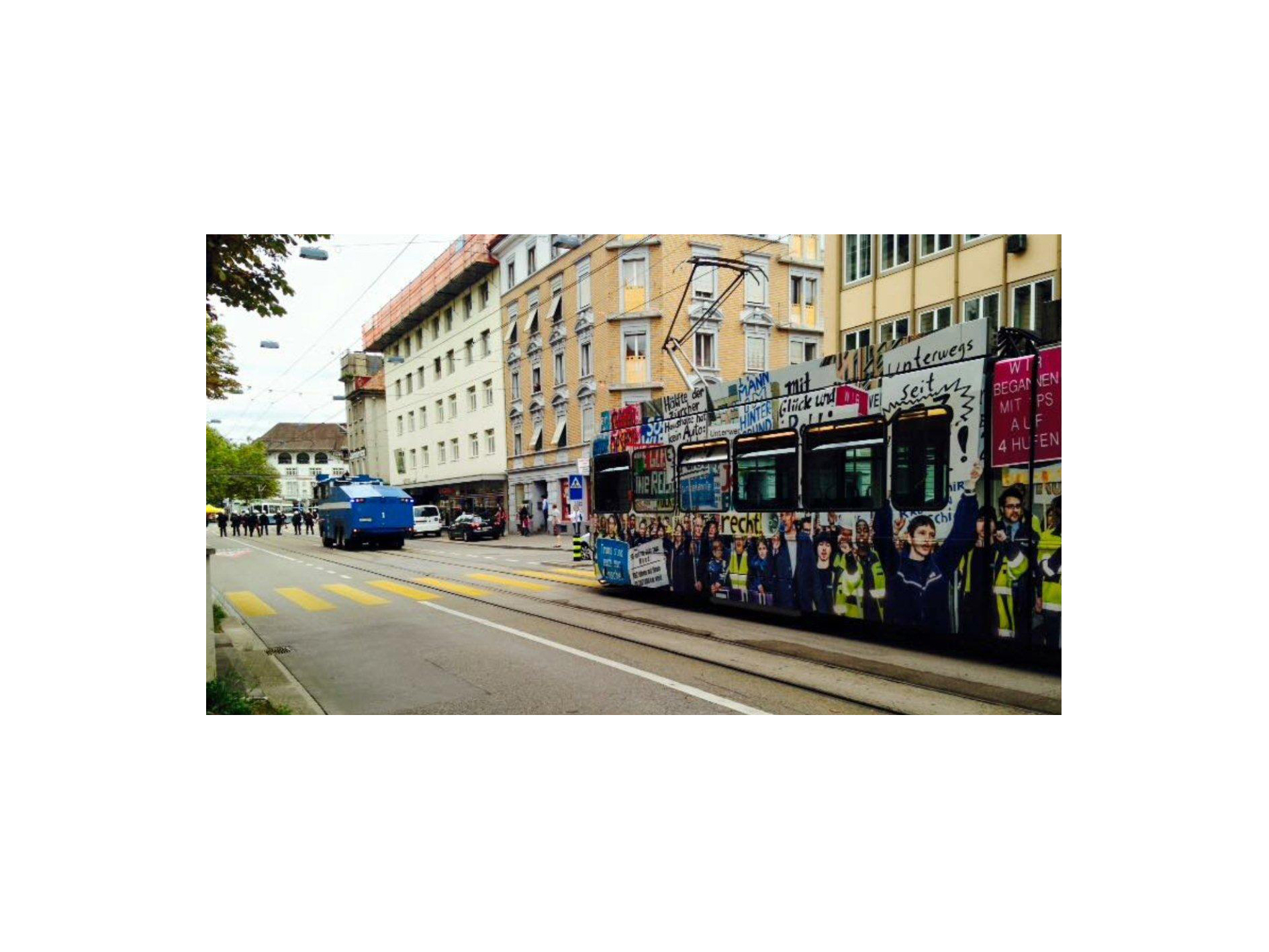 Mit einem speziellen Unternehmensporträt überraschen.